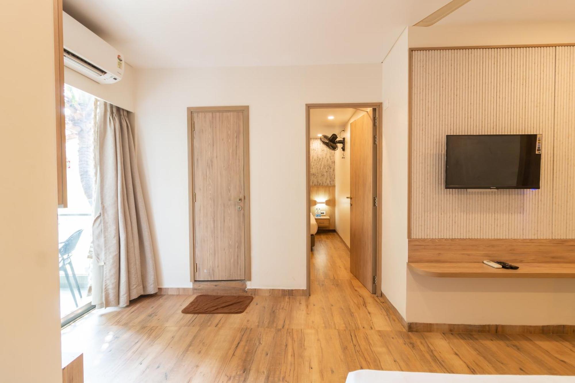 Hotel Celestiial , カンドリム エクステリア 写真